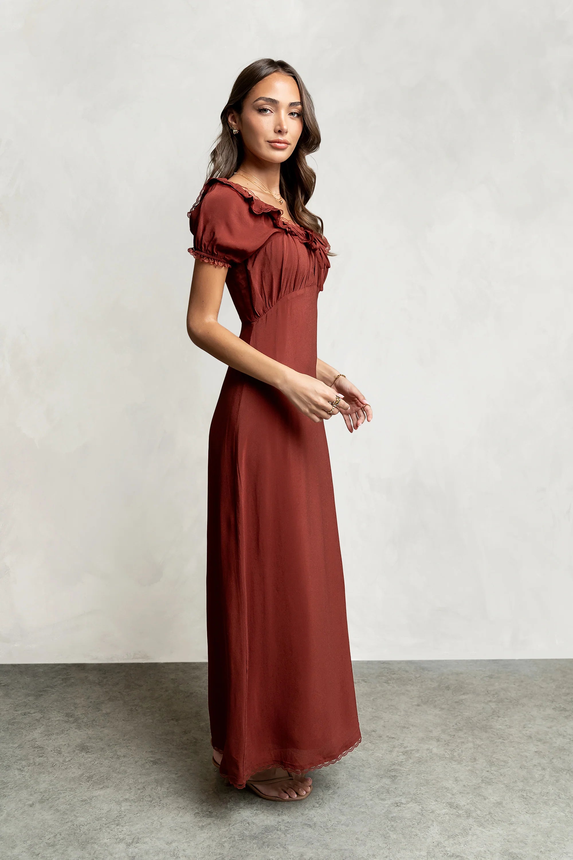 Annelise Maxi Dress in Red-Brown